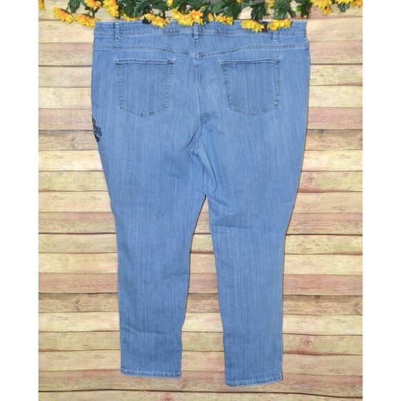 Simply Vera Wang Light Wash Floral Embroidered Skinny Blue Jeans Plus Size 24W - Picture 6 of 11